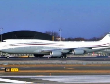 Το υπερπολυτελές τζετ που πουλάει η βασιλική οικογένεια του Κατάρ